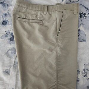 Men's - Under Armour Heatgear shorts - tan